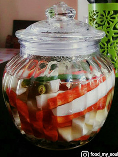 A picture of Pickled Vegetables with Apple Cider Vinegar (Tangy & Crunchy).