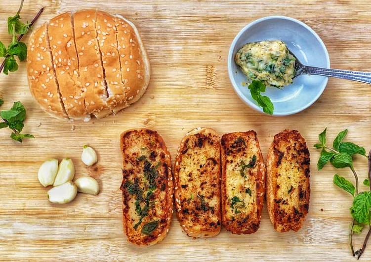 Steps to Prepare Homemade Quick and easy garlic bread