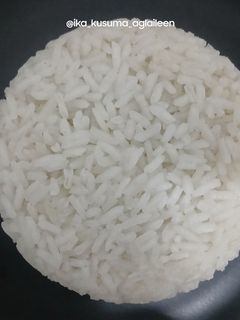 Foto resep Nasi Putih Masak Kompor (Tanpa Aduk, Hitungan Menit, Hemat Gas)