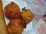 معقودة على طريقتي