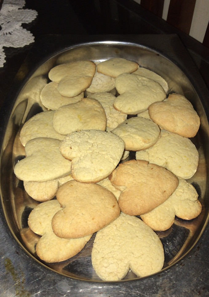 Una foto de Galletitas de manteca con ralladura de limón 🍋