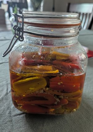 Una foto de Escabeche de Pimentones