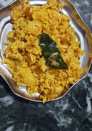 A picture of Leftover fried rice.