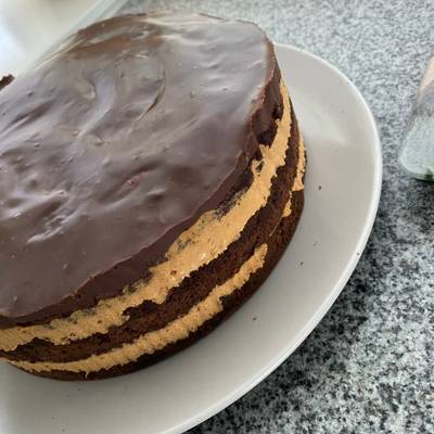 Простой шоколадный торт на сметане со сгущенкой: вкусный рецепт с фото. Сметанник