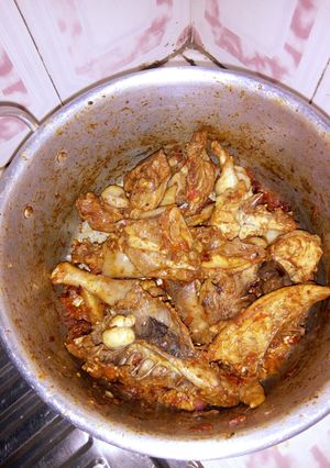 A picture of Simple dry fry kienyeji chicken.