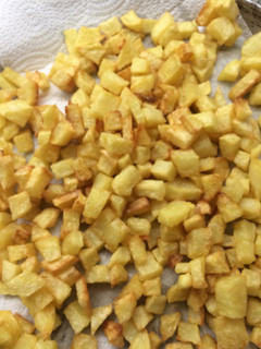 Una foto de Papas fritas (2kg) en olla Essen