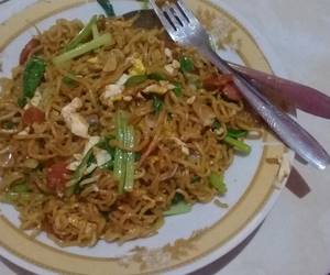 Siap Saji Mie goreng tek tek bumbu racik  Enak dan Sehat