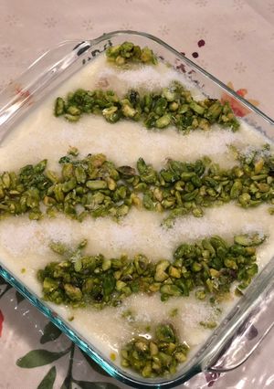 A picture of Layali Lubnan (Lebanese Nights Dessert).