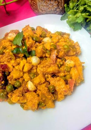A picture of Shahi Veg Kolhapuri with Amla.