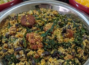 Foto de Feijão Tropeiro Vegano