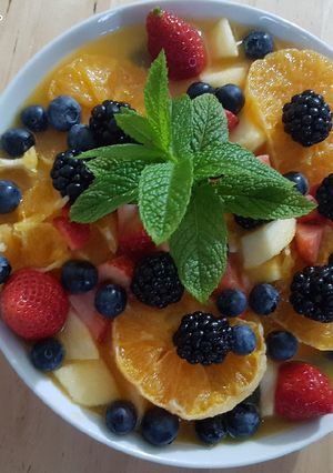 Una foto de Sopa fría de fruta del tiempo