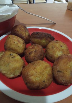 Una foto de Fritura de papa y caballa