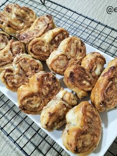 Una foto de Bocaditos de hojaldre con paté y queso en airfryer