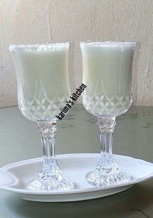 A picture of Coconut smoothie.