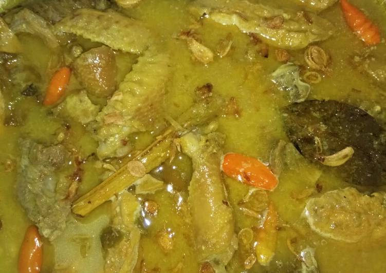 Langkah Mudah untuk Membuat Opor ayam kampung tahu coklat, Sempurna