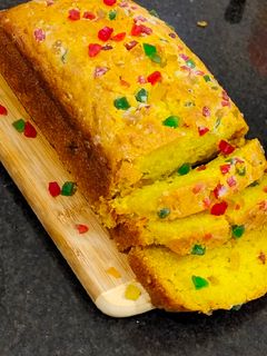 टूटी फ्रूटी केक(Tutti frutti cake recipe in Hindi) रेसिपी मुख्य फोटो