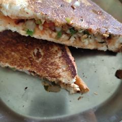 A picture of Cheese sandwich.