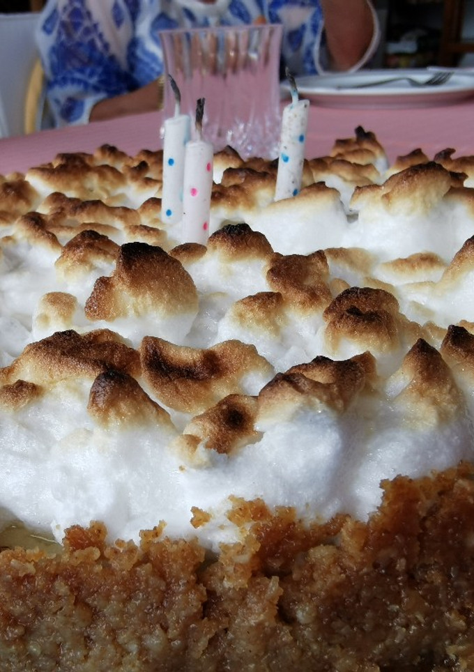 Una foto de Tarta de limón y merengue!!!