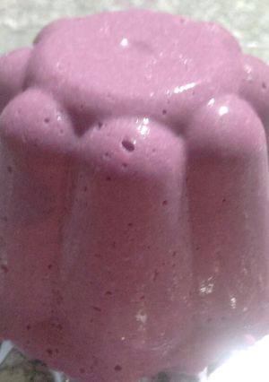 Una foto de Mousse de gelatina de frambuesa moldeada! 😍😘