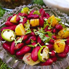 A picture of Lal Lobia chaat.