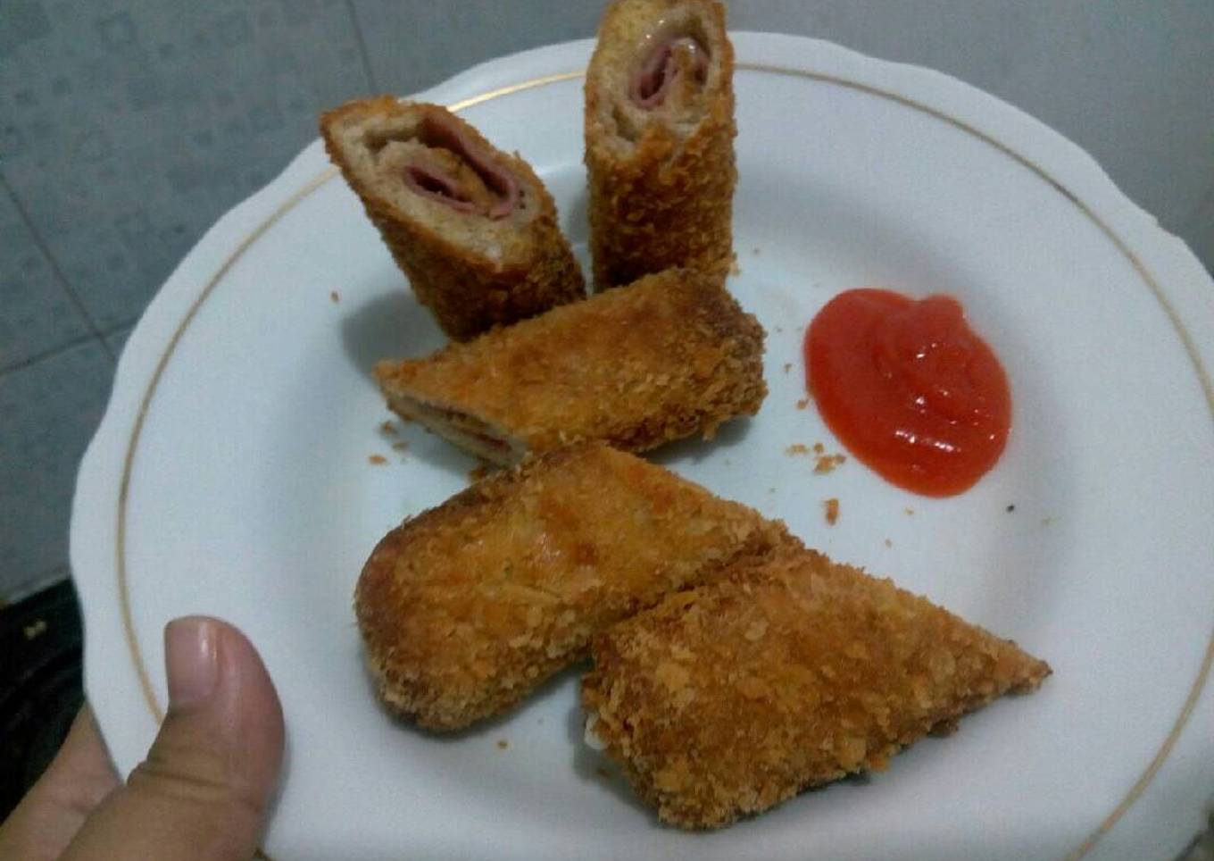 Roti Tawar Risoles