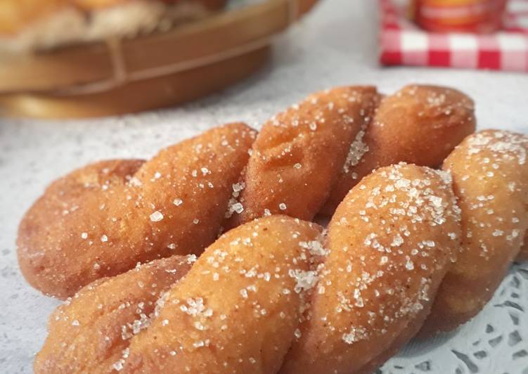 Langkah Mudah untuk Membuat Kkwabaegi 꽈배기 Korean Twisted Doughnuts Anti Gagal