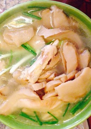 Hình của món Canh măng lưỡi lợn.