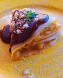 Crepes de plátano caramelizado y ganache de chocolate