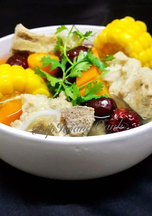 Hình của món Canh Sườn Nấu Táo Đỏ, Bắp.