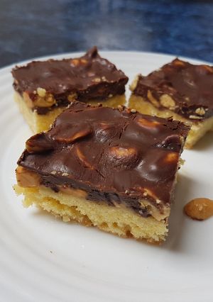Snickers szelet egészségesebben recept fotója