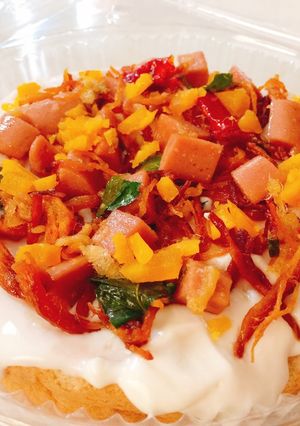 Hình của món Bông lan trứng muối sốt ngũ vị.