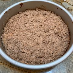A picture of Cinnamon coffee cake.