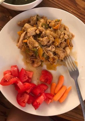 A picture of Chicken shawarma.