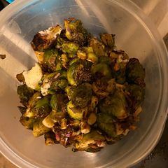 A picture of Roasted Brussels sprouts 🤍.