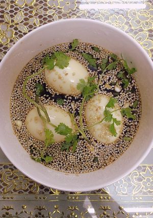 Hình của món Trứng lòng đào ngâm tương Hàn Quốc.