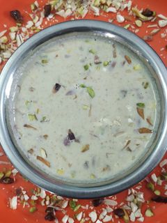 ட்ரை ஃப்ரூட்ஸ் கீர் (Dry Fruits GHeer Recipe in Tamil) செய்முறை முக்கிய புகைப்படம்