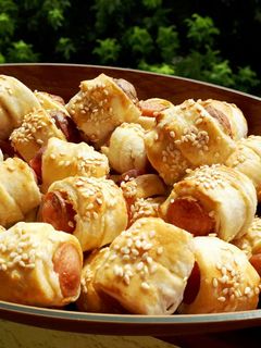 Vendégváró virslis falatkák recept fotója