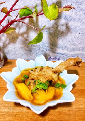 Hình của món Đùi vịt om dứa.