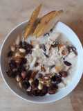 Porridge mit Birne und Nüssen