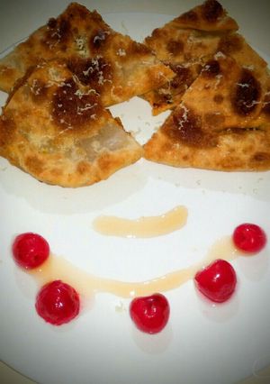 A picture of Paratha Stuffed With Raw Mango Chunda.