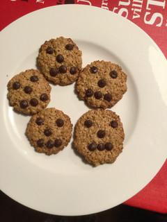 Una foto de Galletas de avena con chocolate negro