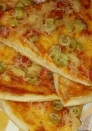 صورة لوصفة بيتزا بنينة 🍕🍕