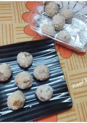 A picture of Desiccated Coconut Laddoo.