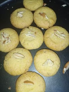 नानखताई (Nankhatai recipe in Hindi) रेसिपी मुख्य फोटो