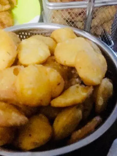 A picture of Crispy Papri.