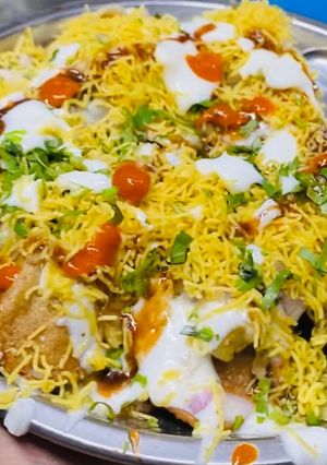 A picture of Golgappa chat.