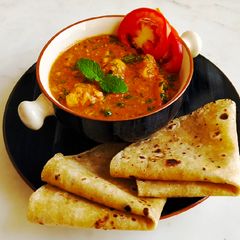 A picture of Paneer Tikka Masala.