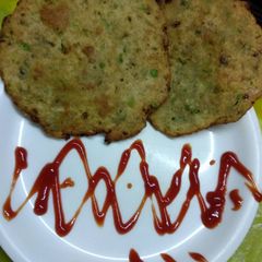 Matar kacchori A picture of Matar kacchori.