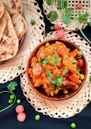A picture of Gajar Matar Sabzi.