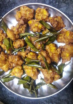 A picture of Sweet corn pakoda.
